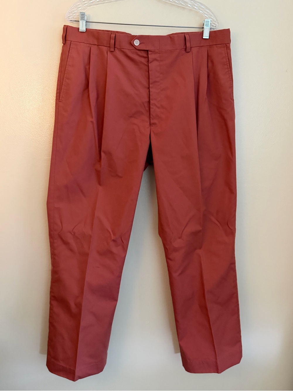 Vtg KUPPENHEIMER 90's Pleated Chino Pants - Men's Size 36x30 - Salmon Pink